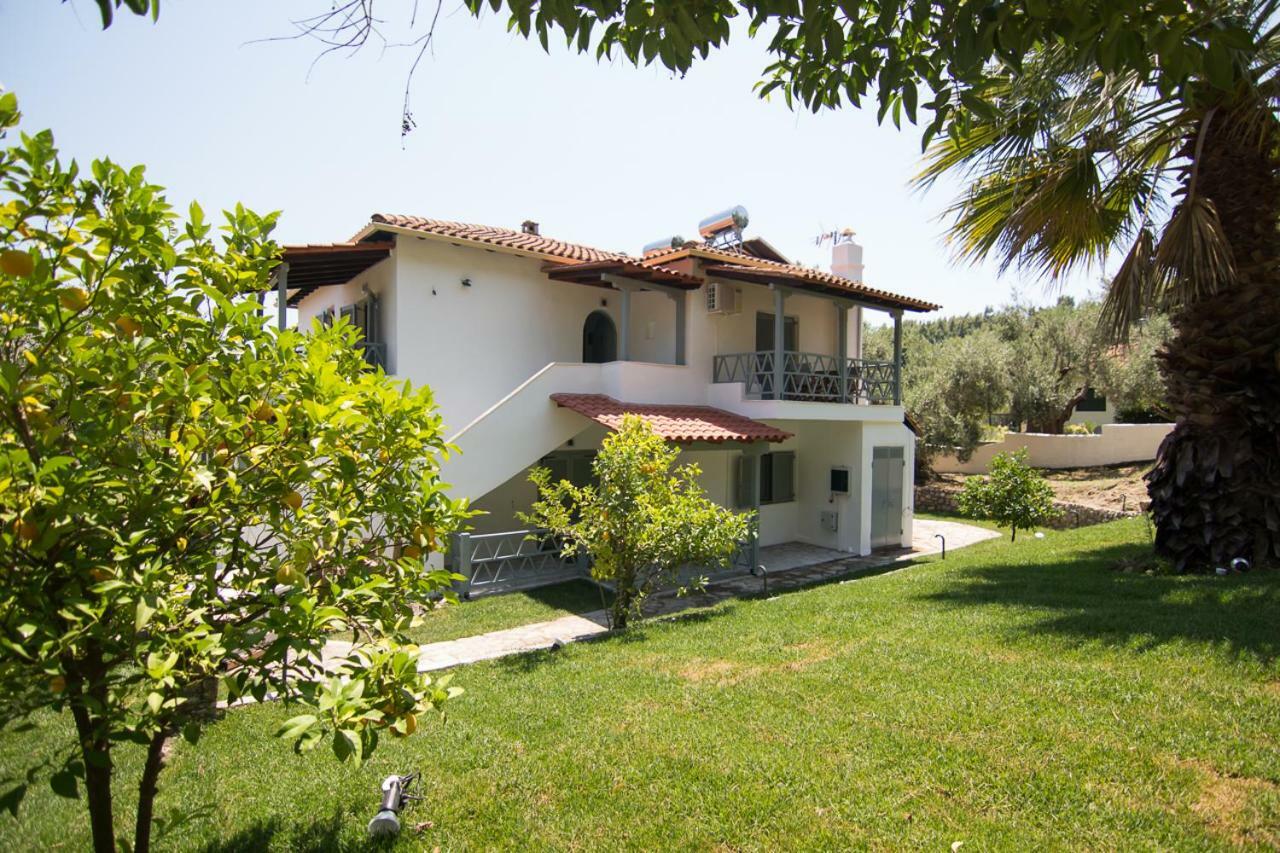 Casa Luxury Suites Palioúrion Exterior foto