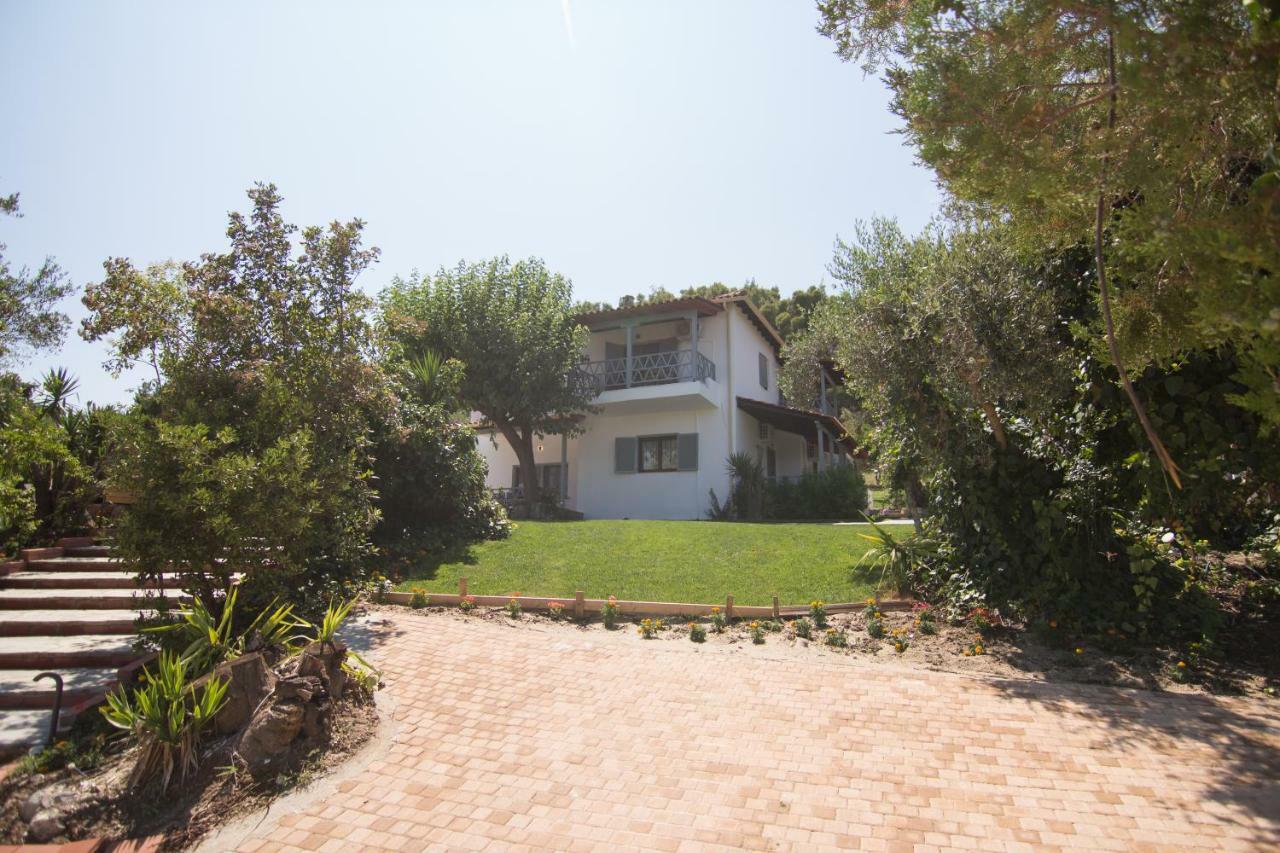 Casa Luxury Suites Palioúrion Exterior foto